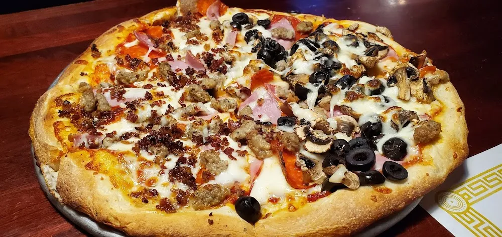 Sam's Combo Pizza